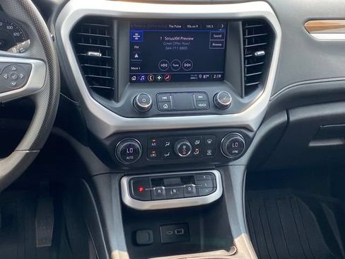 Certified 2023 GMC Acadia SLE w/ LPO, Floor Liner Package FWD image 10