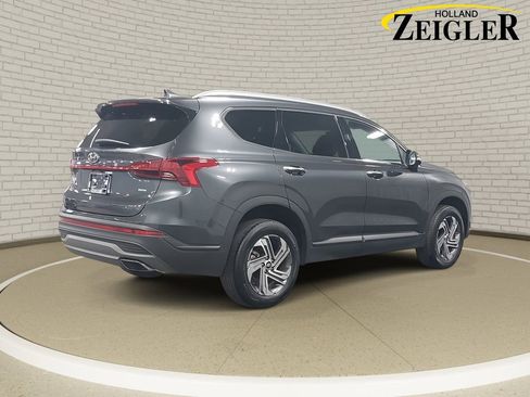 Certified 2023 Hyundai Santa Fe SEL image 5