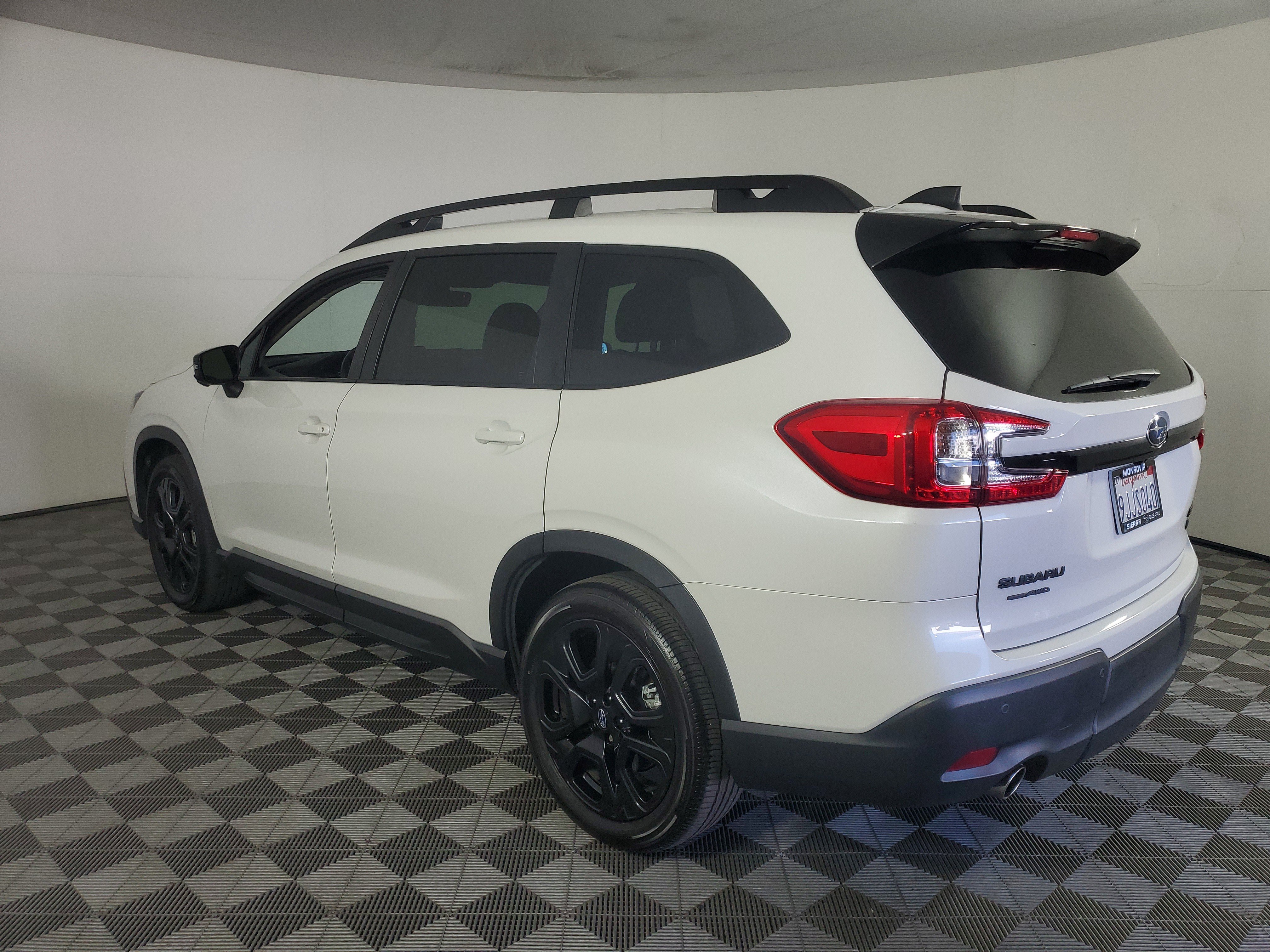 Used 2023 Subaru Ascent Onyx Edition Limited AWD/4WD image 6