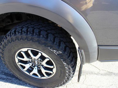 Used 2017 Ford F150 Raptor w/ Equipment Group 802A Luxury image 3