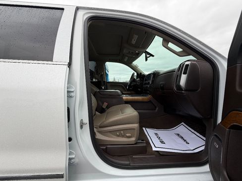 Used 2017 Chevrolet Silverado 1500 LTZ w/ Sport Package image 12