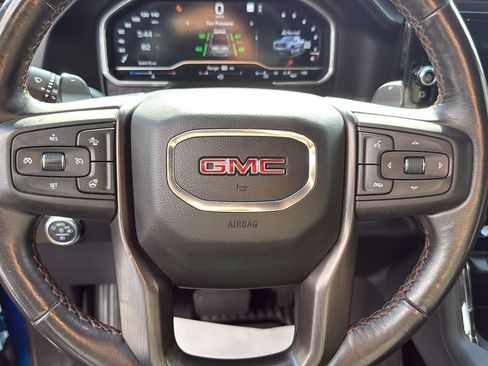 Used 2022 GMC Sierra 1500 AT4 w/ AT4 Preferred Package AWD/4WD image 14