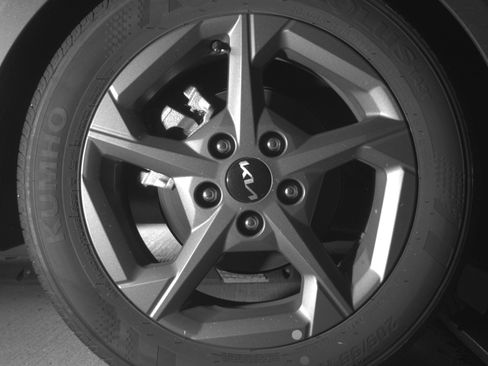 Used 2025 Kia K4 LXS image 15