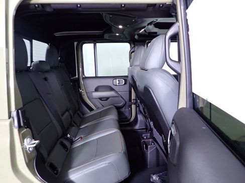 New 2026 Jeep Gladiator Mojave image 42