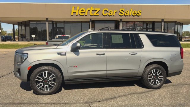 Used 2024 GMC Yukon XL AT4 w/ AT4 Premium Plus Package AWD/4WD image 5