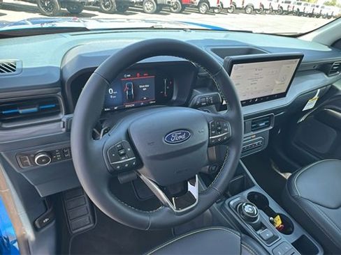 New 2025 Ford Maverick Lobo image 30