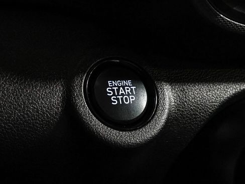 Used 2023 Hyundai Venue Limited w/ Cargo Package image 35