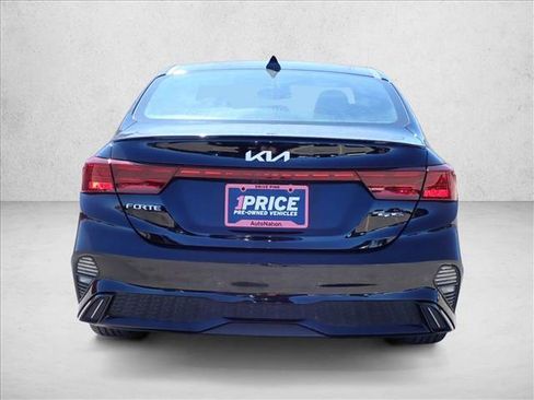 Used 2023 Kia Forte GT-Line FWD image 3