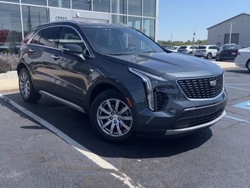 Used 2021 Cadillac XT4 Premium Luxury AWD/4WD image 1