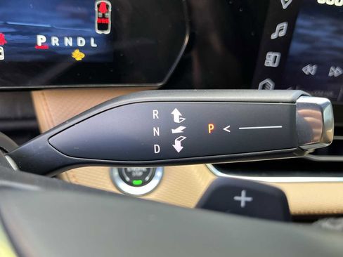 Certified 2025 Chevrolet Equinox ACTIV w/ Safety and Technology Package image 16