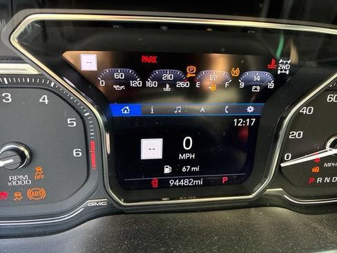 Used 2021 GMC Sierra 1500 Denali w/ Denali Ultimate Package AWD/4WD image 22
