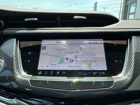 Used 2025 Cadillac XT6 Sport w/ Technology Package image 15