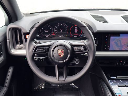 New 2026 Porsche Cayenne AWD/4WD image 15
