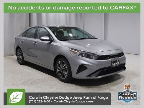 Used 2023 Kia Forte LXS w/ LXS Technology Package FWD image 1