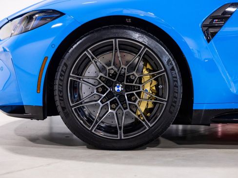 Used 2025 BMW M3 Competition w/ Carbon Package AWD/4WD image 21
