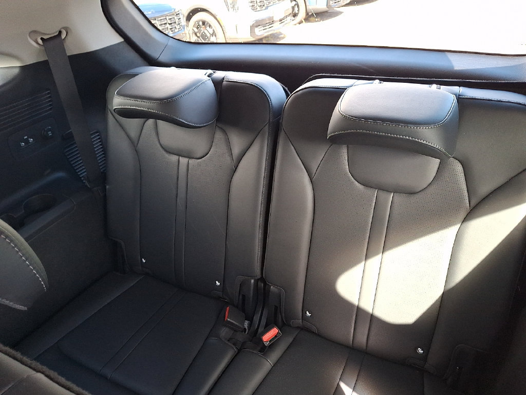 Certified 2024 Kia Sorento S AWD/4WD image 13