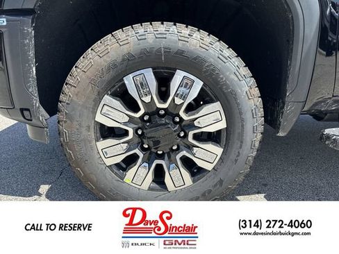 New 2026 GMC Sierra 2500 Denali w/ Denali Reserve Package AWD/4WD image 10