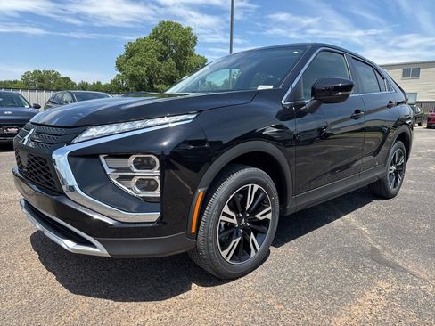New 2026 Mitsubishi Eclipse Cross SE AWD/4WD image 3