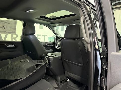 New 2026 GMC Sierra 1500 SLT w/ SLT Premium Package AWD/4WD image 15