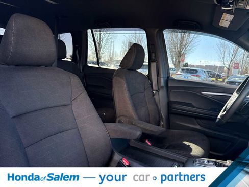 Used 2022 Honda Pilot Sport image 14