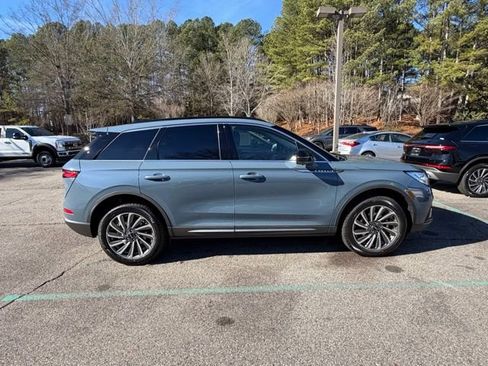 New 2026 Lincoln Corsair Reserve image 6