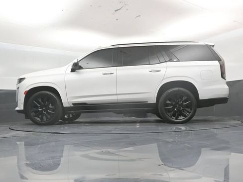 Used 2021 Cadillac Escalade Sport w/ LPO, Illumination Package AWD/4WD image 56