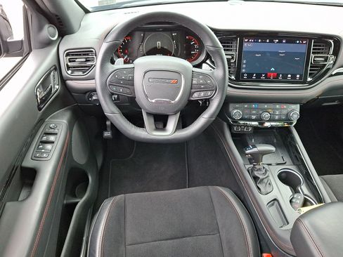 Used 2025 Dodge Durango GT AWD/4WD image 12
