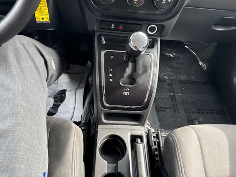 Used 2016 Jeep Patriot Sport FWD image 20
