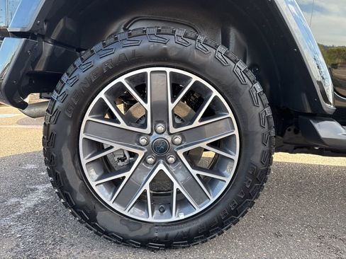 Certified 2024 Jeep Wrangler High Altitude image 9