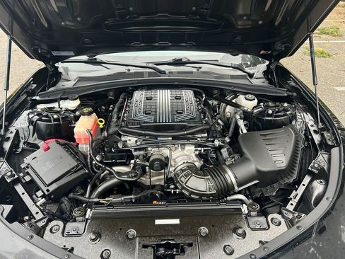 Used 2022 Chevrolet Camaro ZL1 image 30