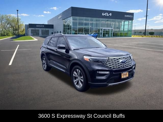Used 2020 Ford Explorer Platinum w/ Premium Technology Package AWD/4WD image 3