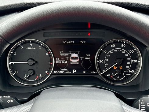 New 2025 Mitsubishi Outlander ES image 12