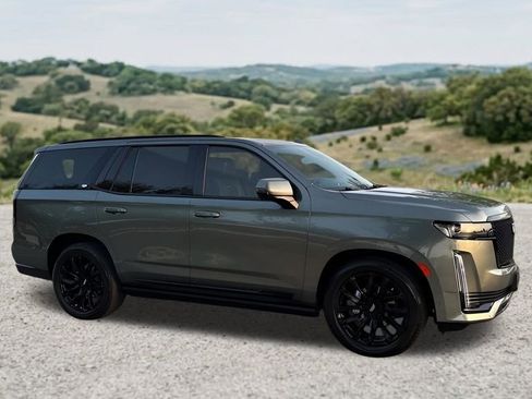 Certified 2024 Cadillac Escalade Sport Platinum w/ LPO, ONYX Package AWD/4WD image 12