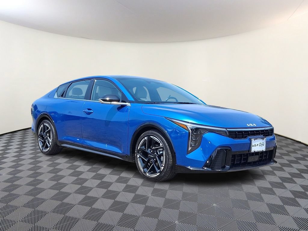 Certified 2025 Kia K4 GT-Line w/ GT-Line Premium Package FWD image 1