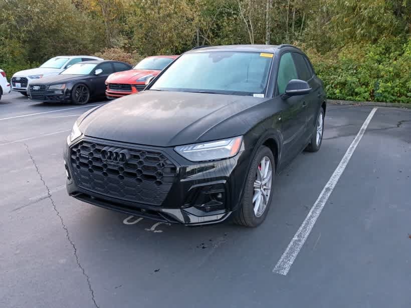 Used 2024 Audi Q5 e Prestige w/ Prestige Package AWD/4WD image 2