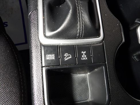 Used 2022 Kia Sportage LX AWD/4WD image 11