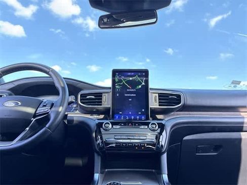 Used 2022 Ford Explorer Platinum w/ Equipment Group 601A image 30