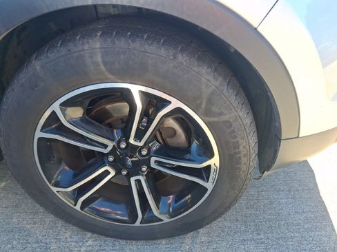 Used 2015 Ford Explorer Sport w/ Equipment Group 401A AWD/4WD image 4