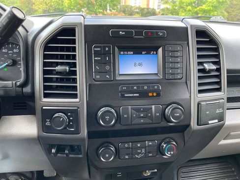 Used 2022 Ford F250 XL w/ Power Equipment Group AWD/4WD image 96