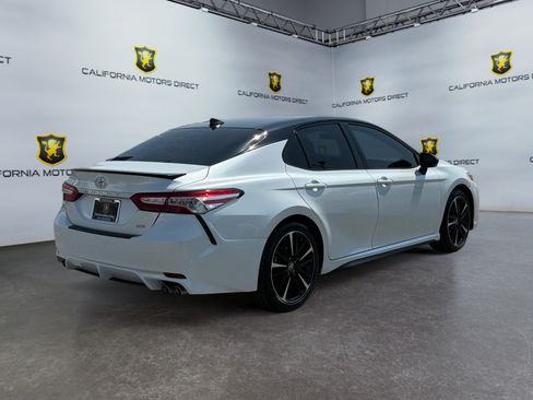 Used 2020 Toyota Camry XSE FWD image 5