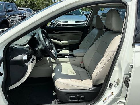 Certified 2021 Nissan Altima 2.5 SL AWD/4WD image 12