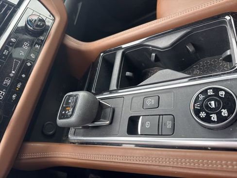Certified 2023 Nissan Pathfinder Platinum AWD/4WD image 21