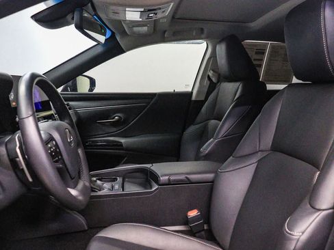 Used 2025 Lexus ES 350 w/ Premium Package FWD image 18