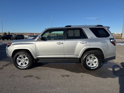 Certified 2024 Toyota 4Runner SR5 Premium image 9
