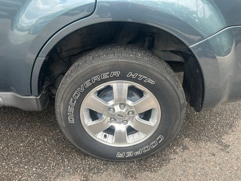 Used 2011 Ford Escape Limited w/ 302A Rapid Spec Order Code FWD image 24