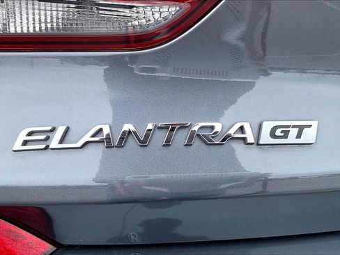 Used 2018 Hyundai Elantra GT FWD image 24