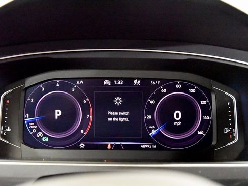 Used 2021 Volkswagen Tiguan SEL image 27