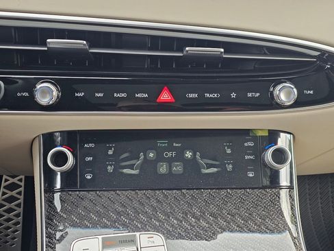 New 2026 Genesis GV70 3.5T Sport Prestige AWD/4WD image 16