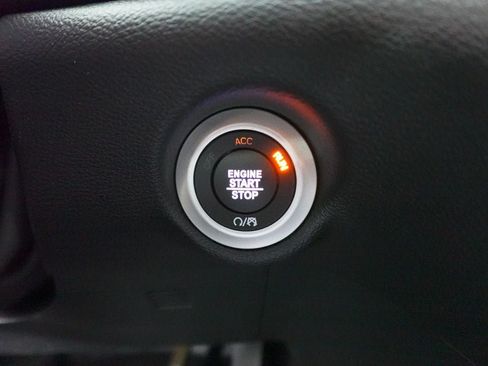 New 2027 Chrysler Pacifica Select FWD image 18
