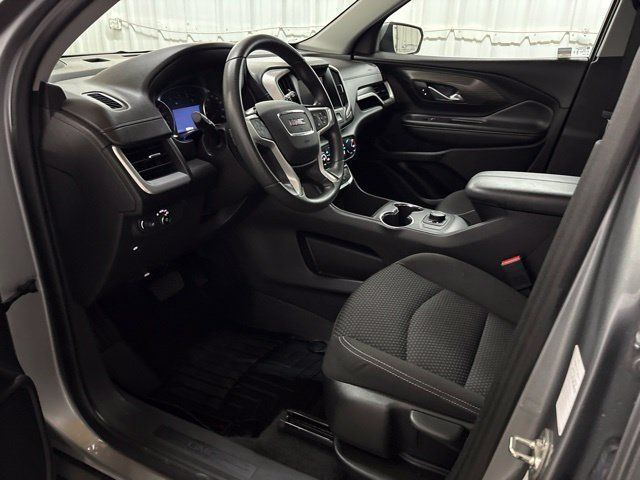 Used 2024 GMC Terrain SLE FWD image 29